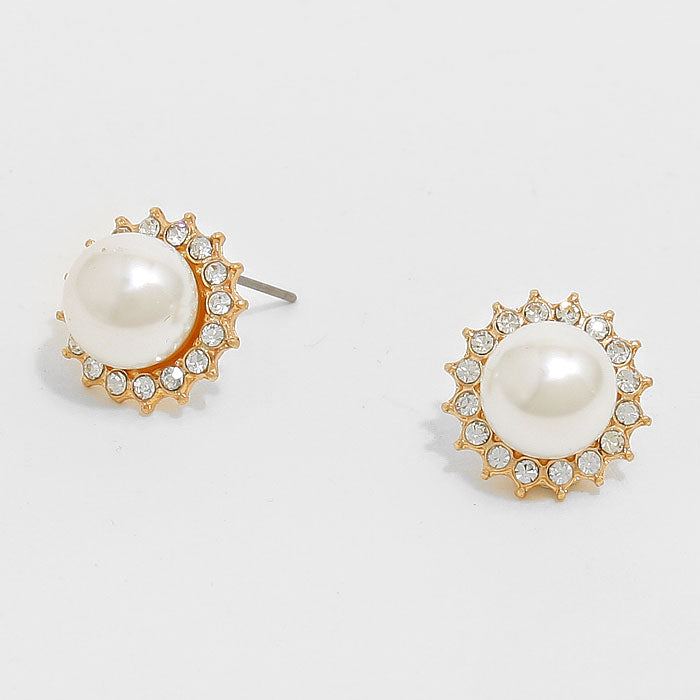 Cream Pearl Stud Earrings | 215714