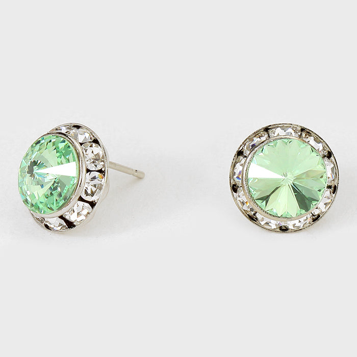 Light Green Stud Earrings 0.5″ | 123301