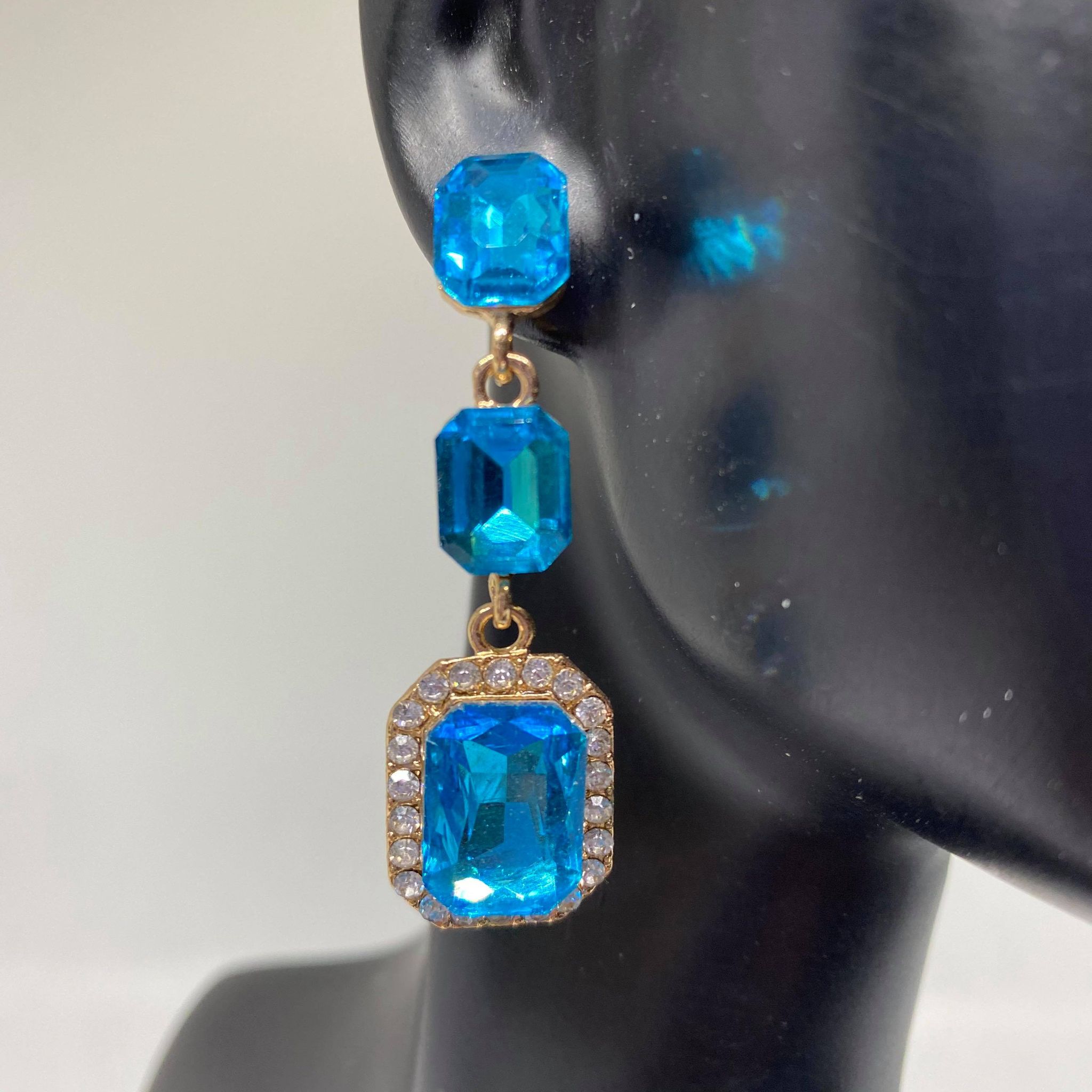 Emerald Cut Aqua Crystal Drop Earrings | CJB028