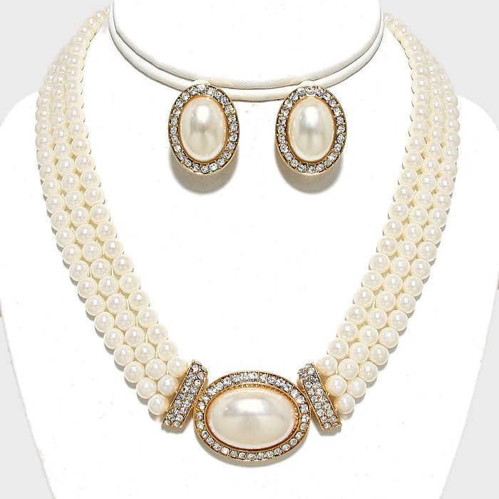 Rhinestone Trimmed Cream Pearl Necklace Set | 205252